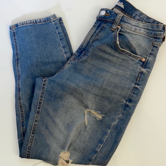 SOLD - Picture 3 of 4